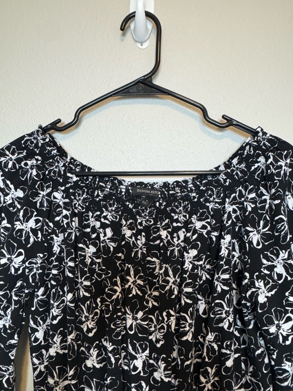 Banana Republic Black and White Floral Long-Sleeve Romper - Picture 6 of 9